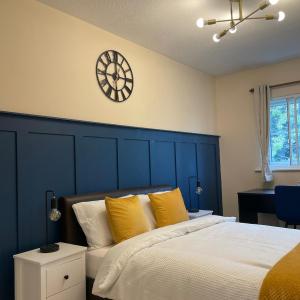Luxury 1 Bed Apt including FREE Parking