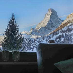 Creatini Mountain