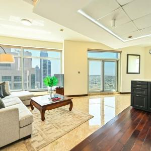 The Lofts East Unique 1BR Boulevard Views close to Dubai Mall