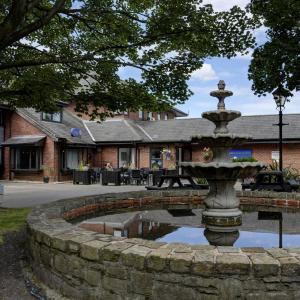 Holiday Inn - Manchester - Oldham by IHG