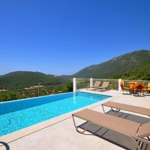 Çukurbağ Köyü Doğa Manzaralı Villa Poeta