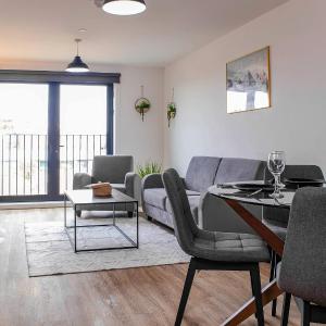 Oriel Blue - Central - 2Bed - Cozy Stay