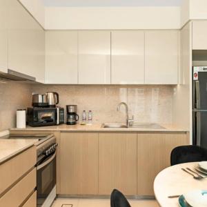 Burj Royale - Close to Dubai Mall & Burj Khalifa - Downtown Dubai - Luxury Apartments by Canvas Holiday Homes