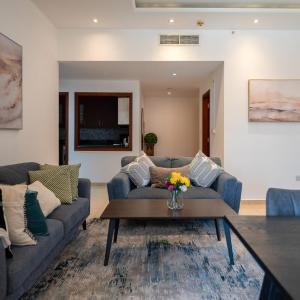 Phaedrus Living JBR Jewel, Sadaf Tower
