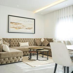 Luxury Beachside Apartment