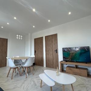 Appartement T3, Wi-Fi ,climatisé 2ème étage et dernier étage