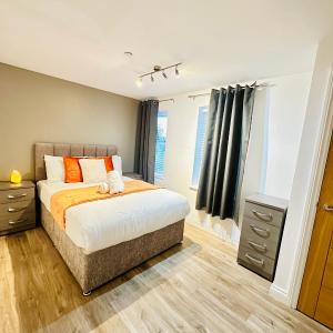 2 Beds Mint drive With Secure car Or Van Park w WiFi-Netflix No Deposit Required