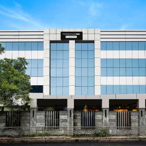 Super Townhouse Oak Alandur Near Chennai Airport Formerly Vijay Park