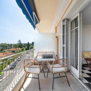 Sunny apartment with balcony
