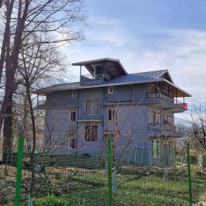 Bhanoo Cottage