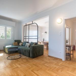 Unbeatable Acropolis Elegant 2-Bedroom Apartment on Areopagitou