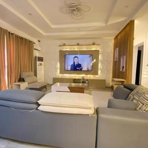 Isurf Apartment