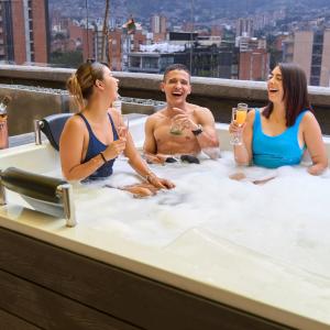 Cozy Comforts at Rosa Negra Stadio