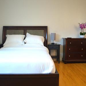 Modern 3 Bedroom Suite with AC for Family and Work group