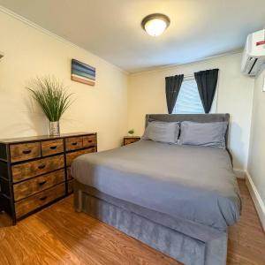 NEW - Mins to Concord/ Nashua - Fenced Backyard -