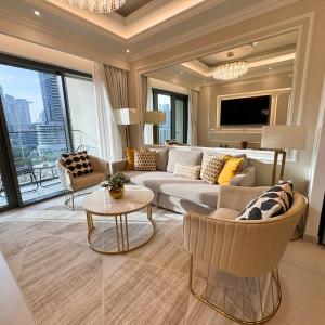 Kensington - 2BR Burj Royale 5 min Dubai Mall