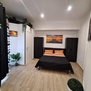 Tukory Central room Palermo