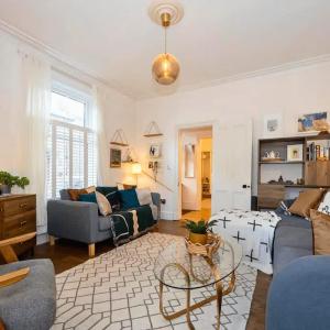 NEW West Didsbury Apartment