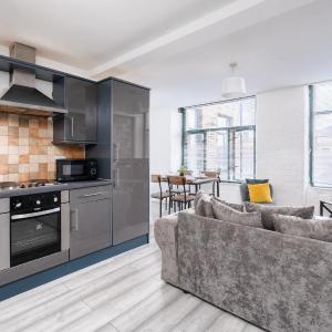 Modern 2 Bedroom Apartment in Central Bradford