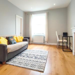 Great 1-bedroom flat in FulhamRd