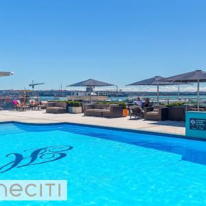 City View Studio w Rooftop Pool, Gyms in Auckland CBD