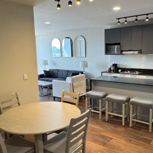 SIE7E NEW Condo