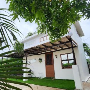 Mujii Transient Loft Naga City - 2nd Floor Unit