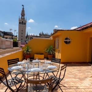 Cathedral Penthouse- Big Private terrace- Parking