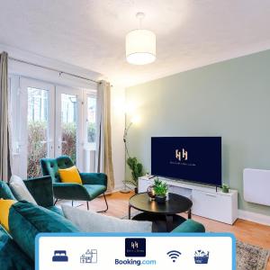 Monthly Discounted Rate Free Parking Contractors Business Travellers WiFi