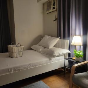 Stylish 1BR Condo Flair Tower near BGC&Ortigas, Walk to Malls&MRT