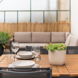 THEA Terrace 6th floor Apartment