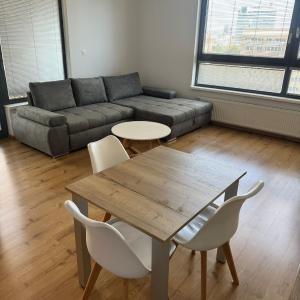 CityPark Apartment, free parking & AC
