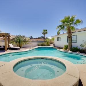 Covered Patio and Pool Luxe Home in Las Vegas