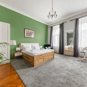 Maison Lumière -Comfy Buda Retreat AC, Balcony near M2 metro
