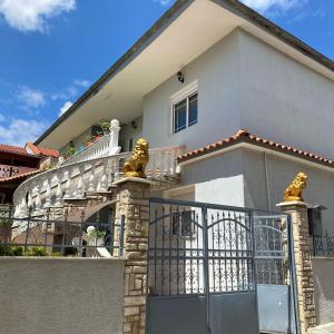 Vila Ridvani