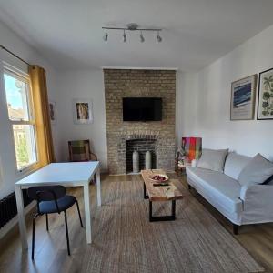 Newly refurbished Flat in MaidaVale 2beds 2baths