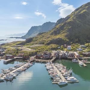 31 - Idarbua, real fisherman's cabin in Lofoten