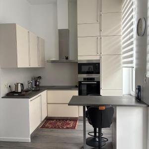 Modern 1 bedroom and sofa bed stay