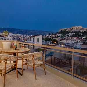 EOS Luxury Loft by Edrano 8essentially