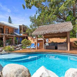 Noosa private sanctuary, walking distance to beach