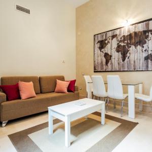 Modern luxurious apartment -cinty center