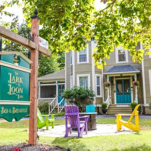 The Lark & Loon Inn