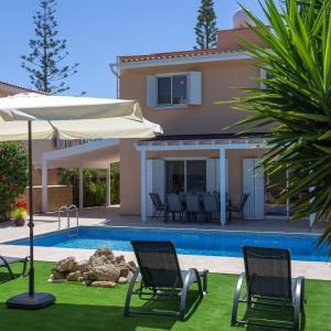 Villa Katerina - Luxury 4-BR Retreat with Private Pool & BBQ Area