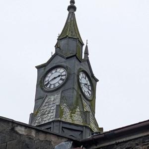 Flat over craft & wool shop! Pwllheli town centre