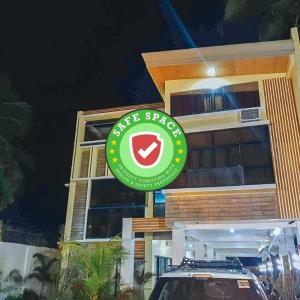 RedDoorz near SGM Condotel Villa Beach Iloilo
