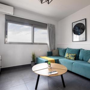 Andromeda - 1 Bedroom Apt & Terrace in Athens