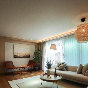 Mangwon local market 5mins, Hongdae, Airport Bus, Hanriver park 10mins 10ppl, Big family house 마포레스트