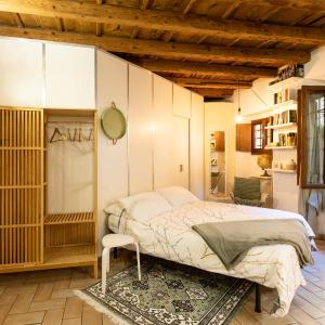 Cozy Studio Apartment- Navigli