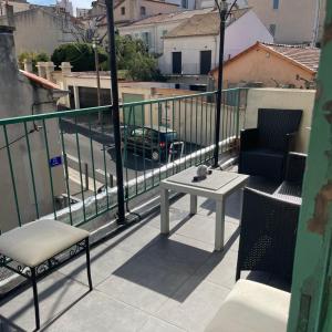 Stud terras Ville Corniche 2 pers stat gratuit rue Modif suivt possib et accord exclusif