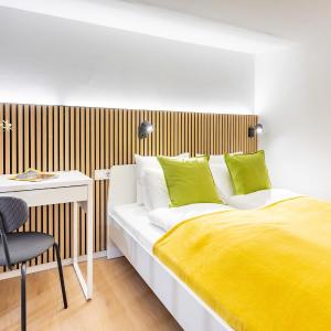 Very Central - Young - Modern